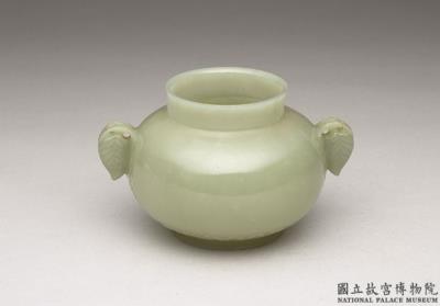 图片[2]-Jade two handled urn, Mughal Empire-China Archive